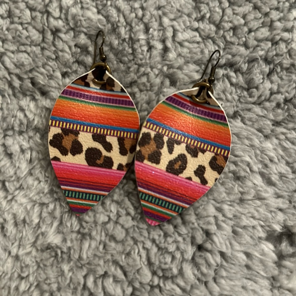 Leopard, colorful faux leather earrings - Picture 1 of 1